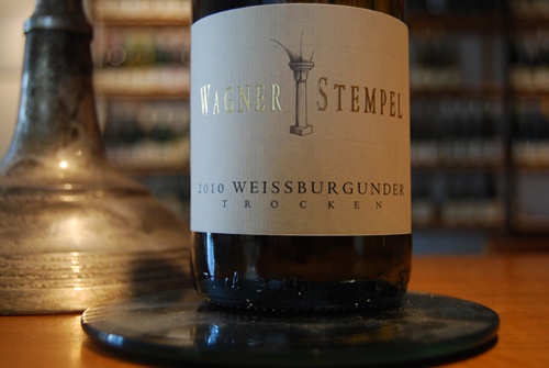 2011 Weißburgunder trocken, Wagner-Stempel